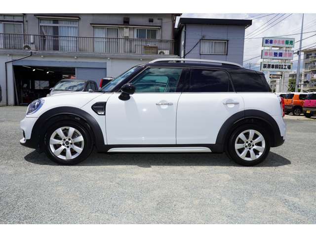 未塗装部分にも、ワコーズのガラスコーティングを施工しています。