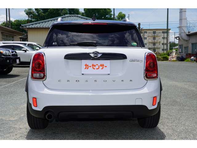 ボディ研磨コーティング・車内清掃を施工済です。