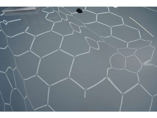 こちらの車両には、疎水コーティングで有名な、オートフィネス社のグラフィンコートとセラミックコーティングをW施工しています。