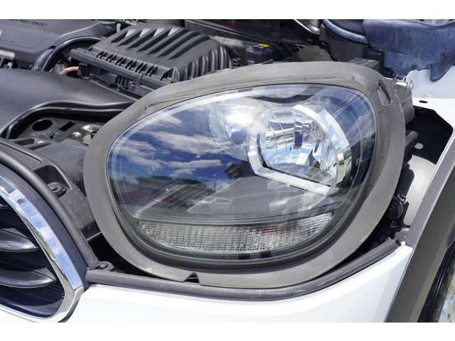 ライト研磨も完了。レンズに曇りもありません。