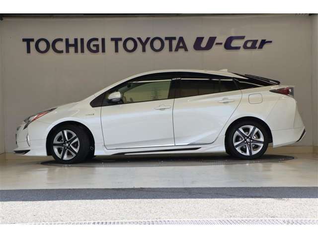 自動車保険も私たちにお任せください！当社は土・日曜日も営業しておりますので万が一のときも安心です！今ご加入の保険証をご持参いただければ簡単に保険診断等も承りますのでお気軽にご連絡ください！