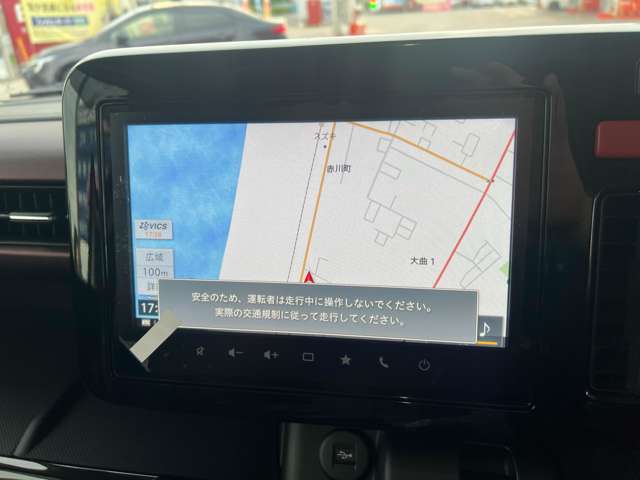 カーナビ付き！スマートフォンで地図アプリがあるとはいえ、ナビはとっさの時に便利ですよね♪