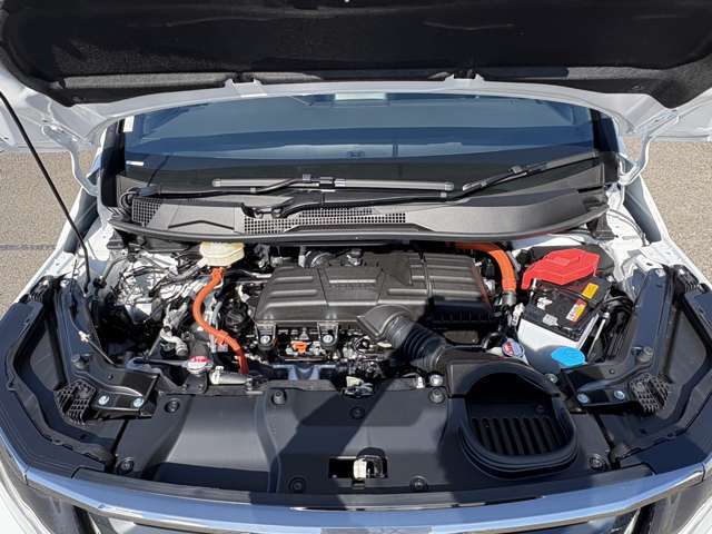 当社の展示車は全車両に”社団法人自動車公正取引協議会”の車両状態説明書を掲示しております。修復歴の有無は勿論、ドア等の外板の交換歴の有無までも表示☆口頭説明では無く書面にてお渡ししております♪