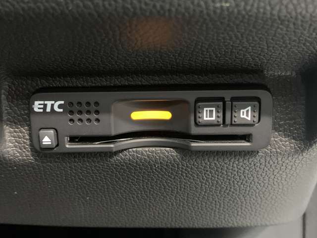 高速の料金所もラクラクのETC付き！スマートインターチェンジが増えておりますので必須の商品となっております！