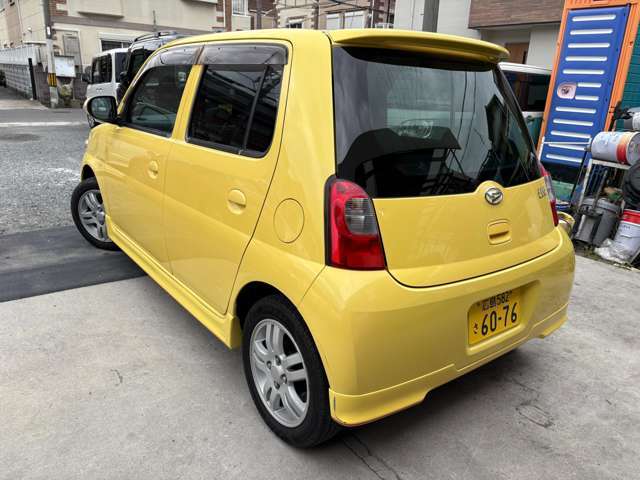 お客様が今お乗りのお車を下取りまたは買取させて頂くことも可能です。すぐに金額を算出しお伝え致しますのでお気軽にお問い合わせ下さい。