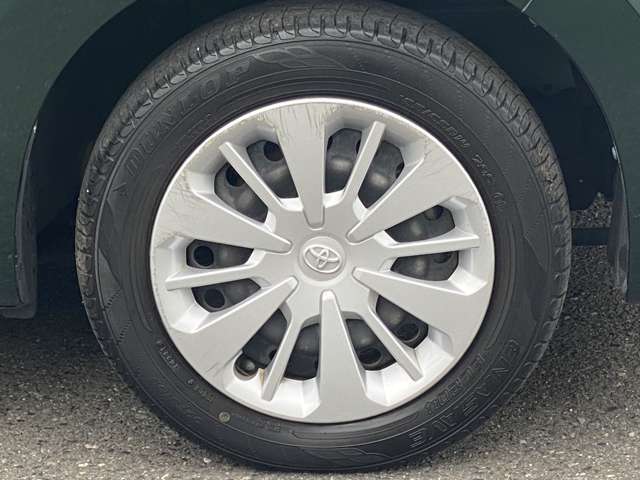 ☆毎月の新規入庫車両は約50台ございます！その中から厳選された車両だけを展示しております。総在庫数は40台以上ございますので、軽から1BOX＆輸入車に至るまでお任せ下さい！あなたの1台が見つかるはず！