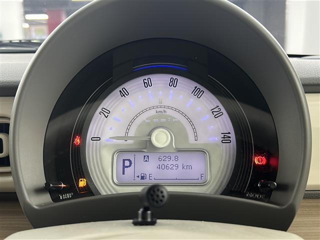 【スピードメーター】メーターがシンプルで見やすく運転しやすいですね！