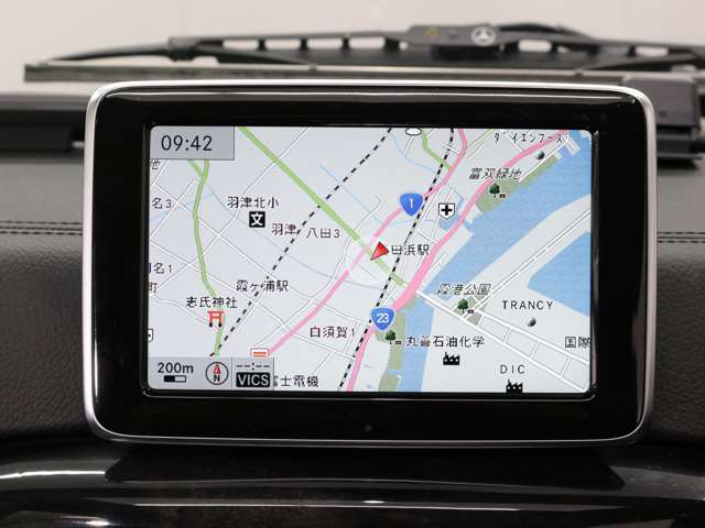 純正コマンドナビモニターではナビ、TVなど様々な仕様を楽しんで頂く事が出来ます。