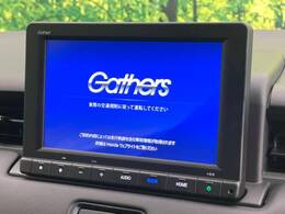 【純正ナビ】人気の純正ナビを装備。オーディオ機能も充実しており、Bluetooth接続すればお持ちのスマホやMP3プレイヤーの音楽を再生可能！毎日の運転がさらに楽しくなります！！