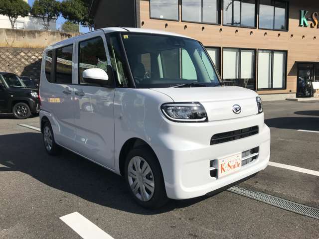 お車は一生の内にそう何度も買いなおされるものではありません。なので後悔の無いお車選びとカーライフ私たちケイスマイル洛西店にサポートさせて下さい！