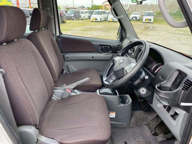 人気のワゴンR/ムーヴ/デイズから、便利なスライドドア付きN-BOX/タント/ルークスなどの軽自動車や3列シートミニバンのセレナ/ステップワゴン/ノア/ヴォクシーを多数取り揃えております。