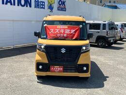 ルーフレールやリアドア右側電動スライドドア、全方位カメラパッケージ、LEDヘッドランプ、フロントフォグランプ、オートライトなどを装備した一台です！
