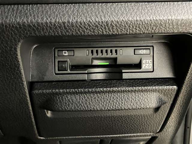 高速道路をスイスイッと通過の『ETC』付き！ETCカードをお持ちでない方は、トヨタETCカードもございますので、ご相談下さいね！