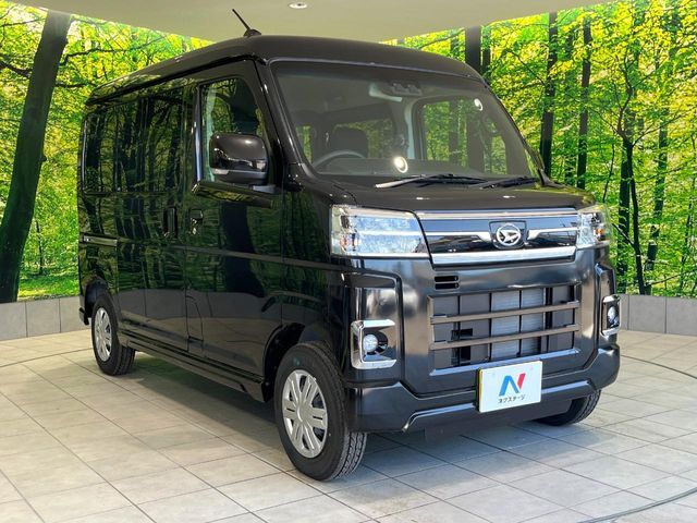 大好評のボディコーティング「弾スプラッシュコート」もご納車までに施工可能。通常のガラスコートと異なる、耐久年数6年の無機質ガラスコーティングが、ボディをキレイな状態に保ってくれます。