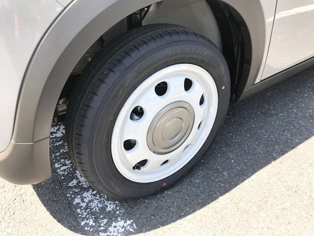 タイヤ残量は9部山程度です！