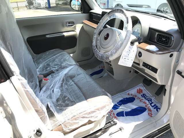 運転席はドライバーの居心地や運転の快適性を左右する大切な場所です。