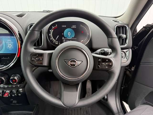 別途、有償での延長保証プログラムをご用意しております。通常保証の終了後、さらに1年または2年間の保証期間を延長する事ができます。有償保証の詳細、保証対象部位などはお気軽にお問合せ下さい。