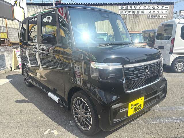 多種多様の軽自動車が勢揃い！80台展示しておりますのでお得なオススメのお車をご紹介させて頂きます♪
