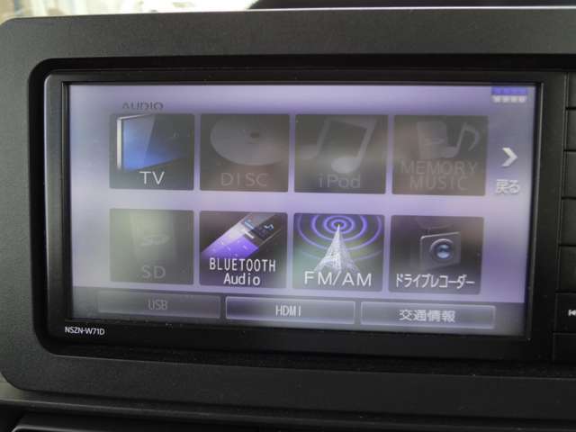 フルセグTV　Bluetooth　DVD再生可