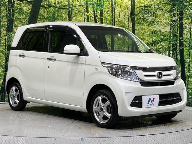 大好評のボディコーティング「弾スプラッシュコート」もご納車までに施工可能。通常のガラスコートと異なる、耐久年数6年の無機質ガラスコーティングが、ボディをキレイな状態に保ってくれます。
