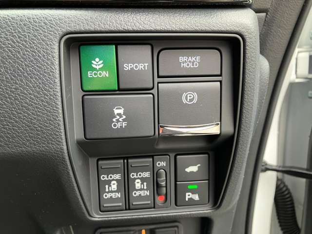車検や故障などのお問い合わせもお待ちしています。もしもの時にも積載車を完備しておりますので、お電話お待ちしております！！