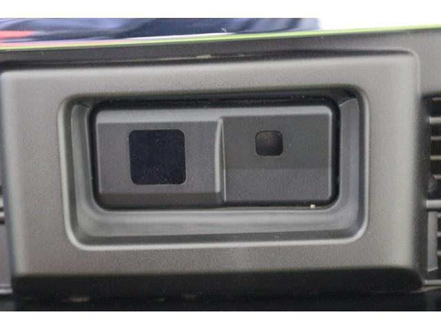 衝突回避のためのセンサーがついています！