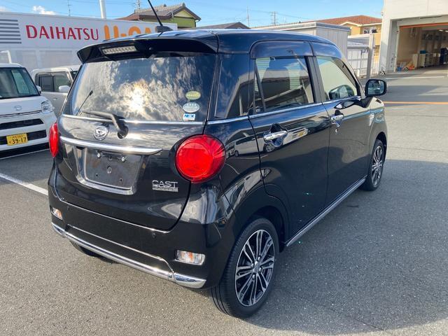 ご納車前には、法定12ヶ月点検相当の点検を実施いたします。プロの整備スタッフが点検をするので、安心して中古車にお乗りいただけます。