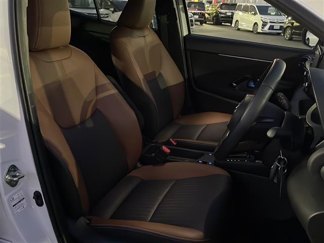 美しい光沢と高い撥水性能を実現！「リアルガラスコートM」「リアルガラスコートR」も取り扱っております！