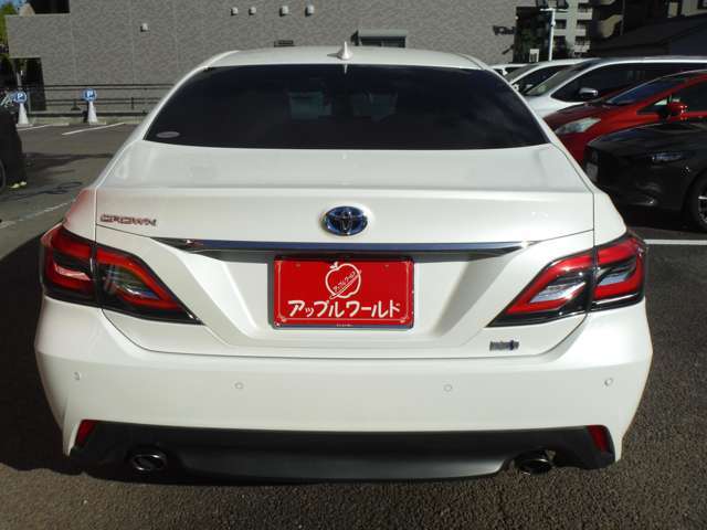 雨の日でもお車見れますのでご来店お待ちしております。