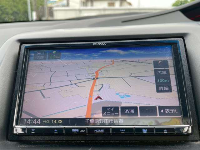 気になるお車がありましたら右の電話番号から直接お店にお問い合わせください。支払方法から車両情報、状態までなんでもご説明させて頂きます。スタッフ一同ご連絡お待ちしております。