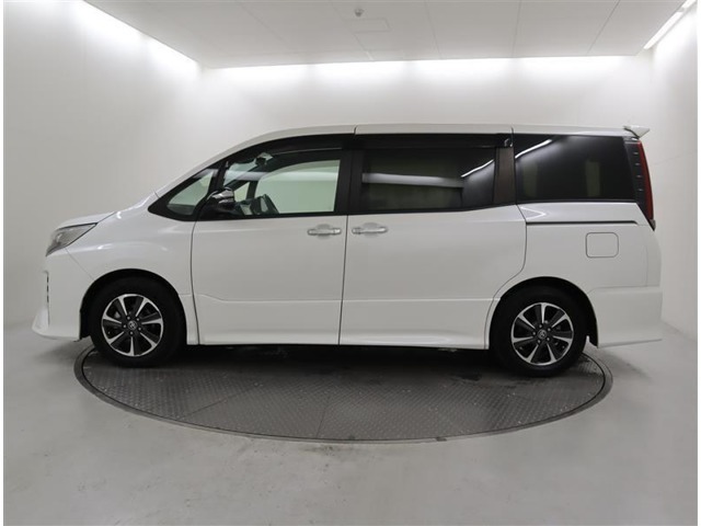 転売目的の方や自動車販売関係でお勤めの方への販売は固くお断りしてます。アンケート・確認書等へのご署名を賜ることご了承下さい。This product is not for resale.