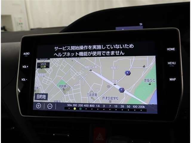 10インチ大画面ナビ搭載で、初めての道や遠出でも安心です！機種によってはTV・DVD・オーディオプレイヤー接続・ブルートゥース機能などでいろいろな使い方も出来ますよ！