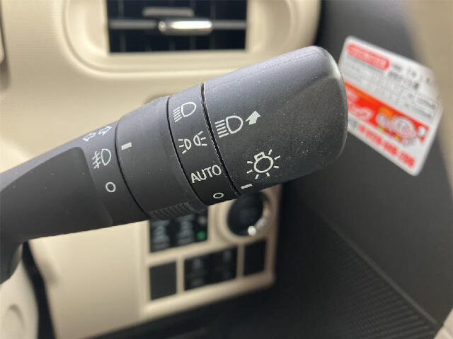 自社ホームページでは、お得な情報満載！最新チラシや目玉車などの情報は【ナオイオート　車販売】で検索★