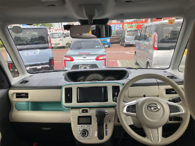 ナオイオートでは自動車保険（あいおいニッセイ同和、損保ジャパンなど）も取り扱っております。当社は自社鈑金工場を併設しております。自動車保険も含めてお客様のカーライフをサポートさせて頂きます！