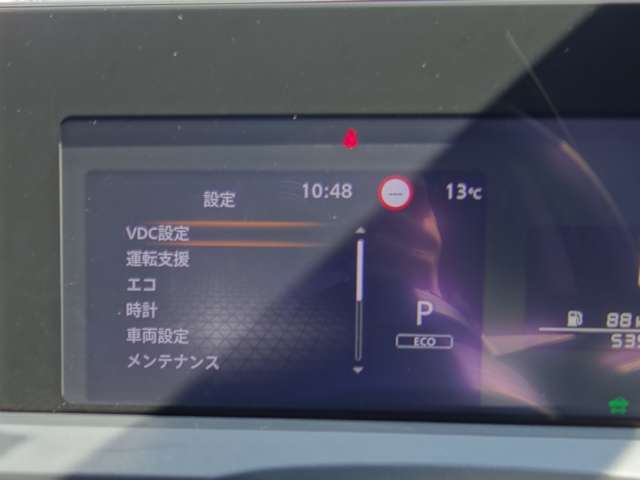 メーターの液晶表示で車両設定や各種機能の設定が出来ます。