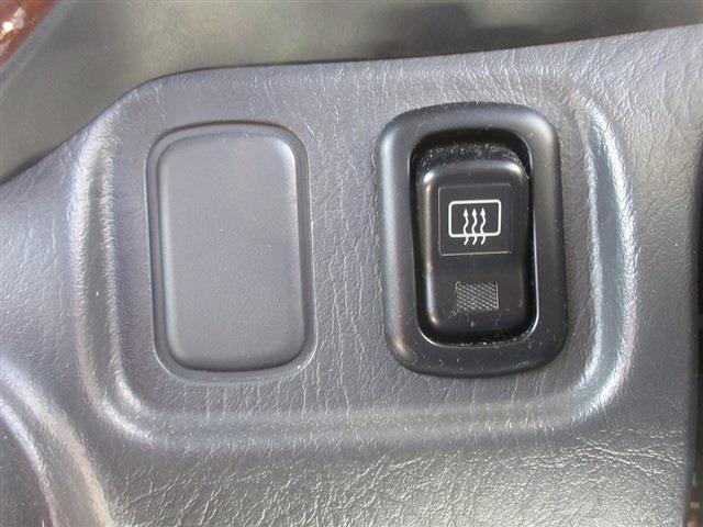 ご成約特典：納車時オイル交換無料サービス実施中！！