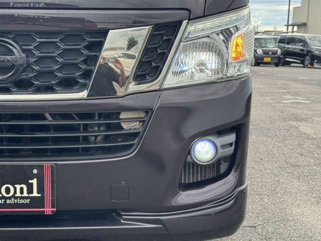 【HID】ヘッドライト装備。現在主流のヘッドライトになりますよ！明るさとかっこよさをお楽しみください。