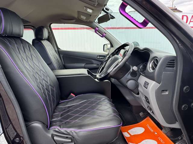 運転席シート廻りは使用感も少なく、良好な状態となっています。丁寧に使われていたことがよくわかります。