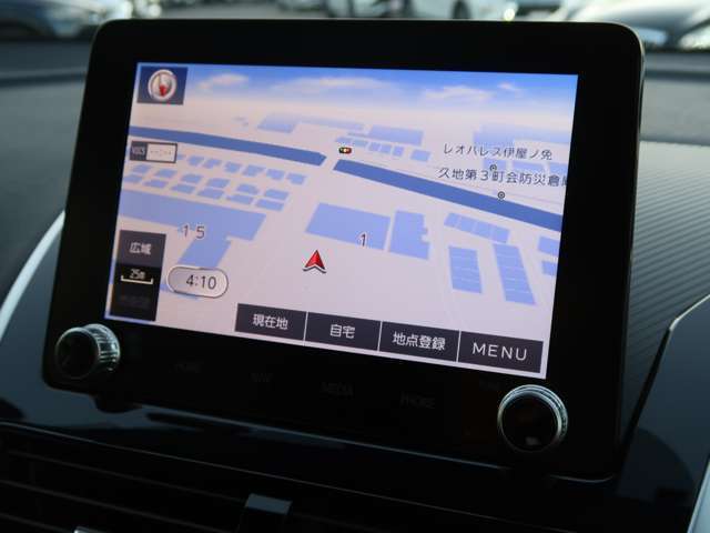 スマホ連携ナビ（8インチ）フルセグ、Bluetooth、Apple　CarPlay対応　全方位マルチカメラ