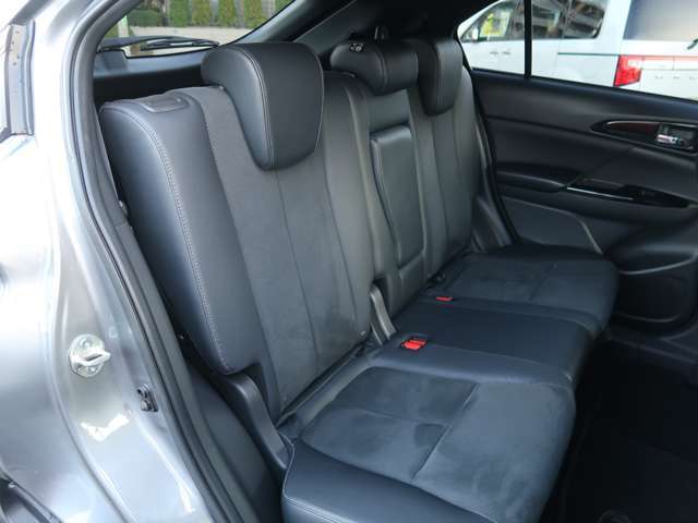 三菱では、高い技術と豊富な経験を備えた三菱メカニックと品質評価検査によって、点検・整備でメカニカル機能と安心・安全のボディチェックを実施しております。ご納車後のアフターサービスもお任せください！