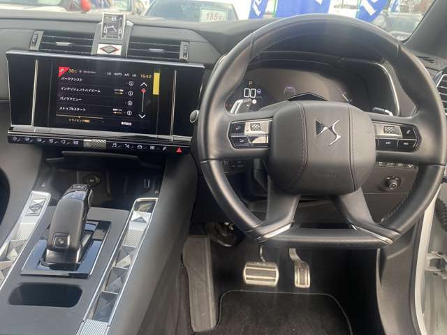 展示場に無いお車も全国からお探し致します！