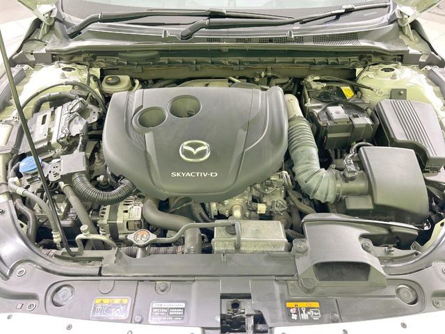 親切・丁寧な専門メカニックスタッフが応対！・車検・点検整備・事故等の修理などアフターサービスも安心。お車のカスタマイズもネクステージのサービススタッフまでご相談ください！