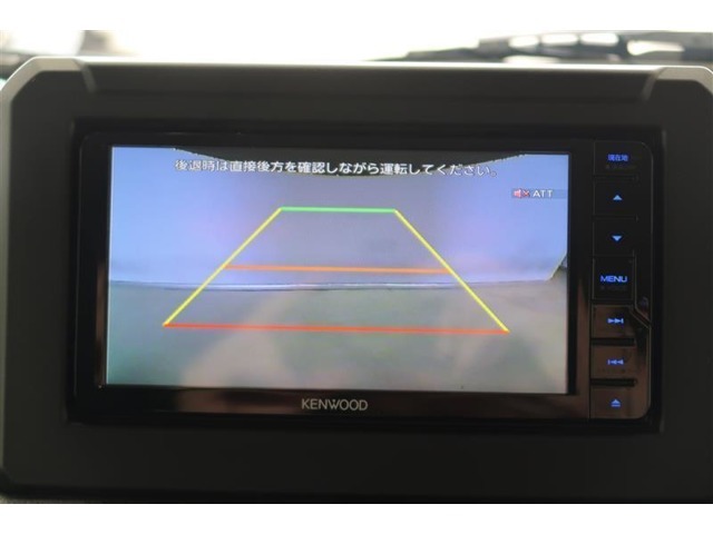 【バックカメラ】バックドアウィンドウでは見えない、低いブロック塀やガードレールもこれで安心♪一度慣れたら無い車は不安でバック出来なくなりますよ！