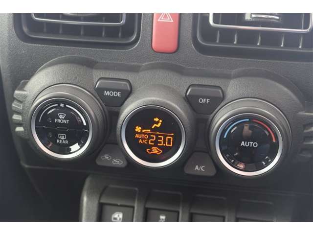 【オートエアコン】温度だけ設定すれば後は車におまかせ♪