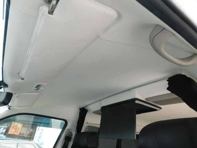 ★フロント天井綺麗です♪