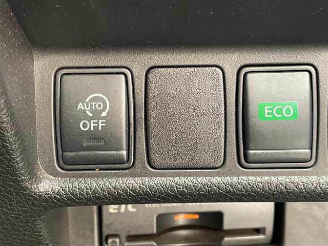 【運転席操作部】『運転席周辺の装備』の画像になります。快適なドライブを楽しむための機能が装備されています！運転席から触れるので使いやすいです！