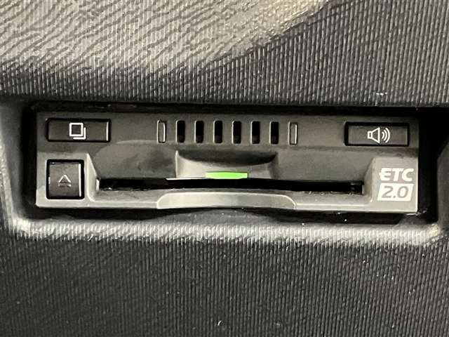 【ETC車載器】高速道路の料金所をストレスなく通過！話題のスポットやサービスエリアに多い【スマートIC】利用者は必須の装備です。当店でセットアップを実施、ご納車当日からご利用いただけます♪