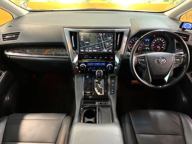 グループ総在庫数約30，000台！！全国の系列店からメーカー・車種問わずご紹介出来るので、あなたにピッタリのお車が見つかるはずです♪まずはお問い合わせ下さい☆