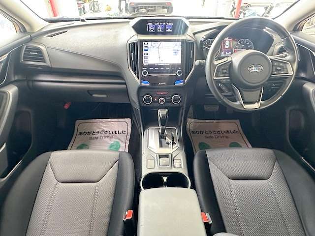 運転席廻りの画像です！操作スイッチ類も比較的に綺麗な状態です♪他に詳細画像をご希望の方はこちら！【1st@e-g-a.co.jp】へご連絡ください！