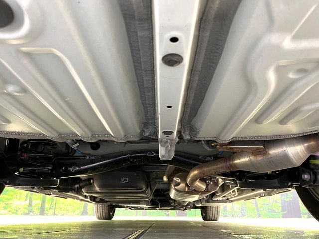 下回りがきれいなうちに、防錆加工の施工がオススメ。降雪地域はもちろん、沿岸部にお住いの方や、趣味でマリン・ウィンタースポーツをされる方にご好評いただいております。